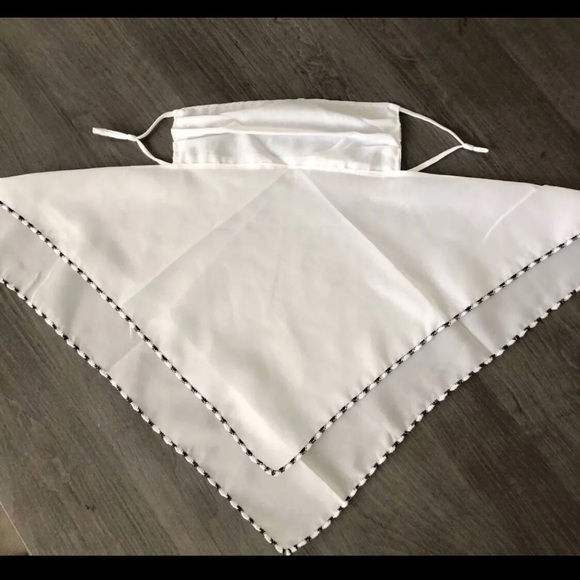 LAST ONE! Face Mask / Scarf - Picture 7 of 7